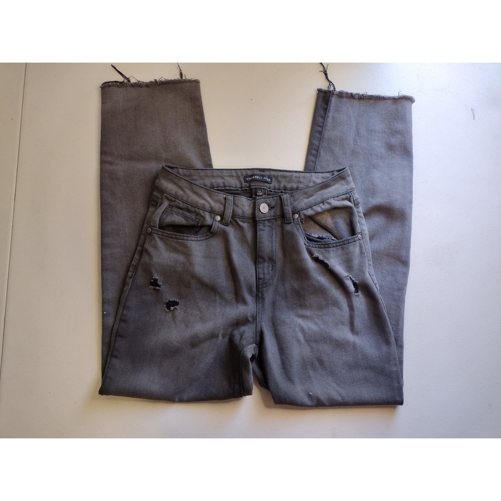 Sincerely Jules Gray Wash Distressed Fray Hem‎ Denim Jeans Size 1/25